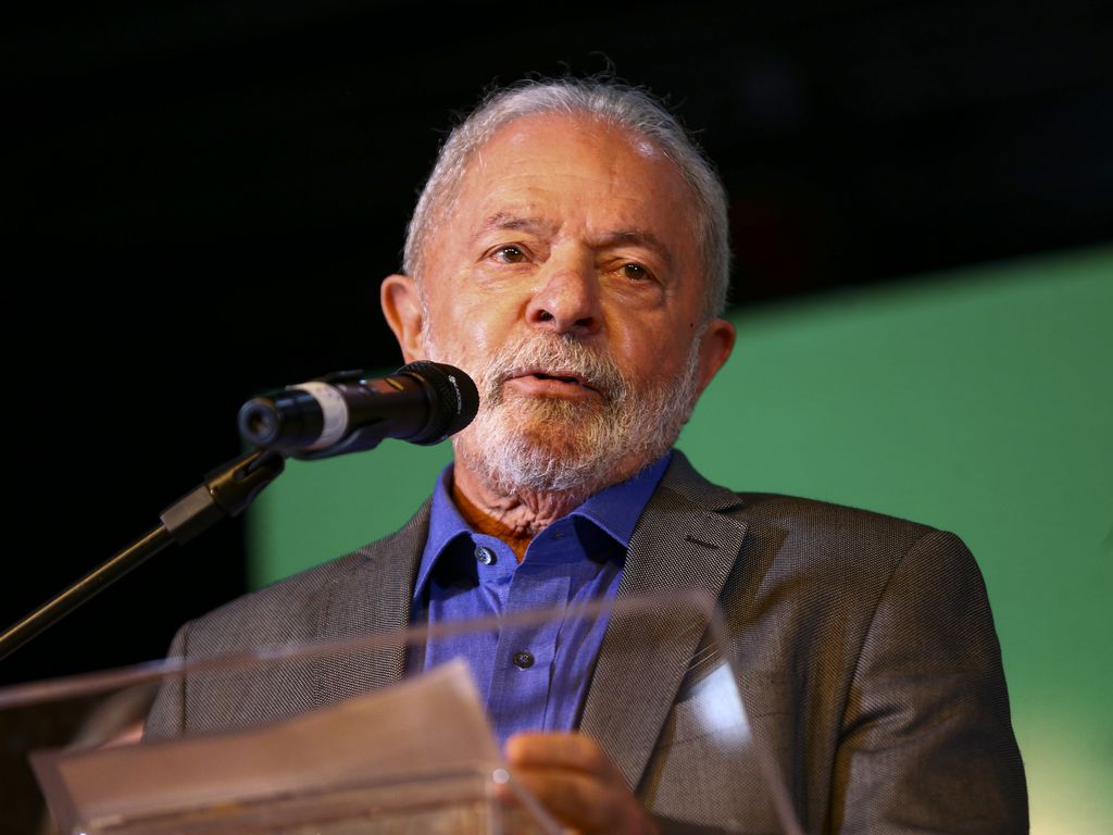 Lula: “Vamos incluir de novo pobre na economia e queremos que BB faça sua parte”
