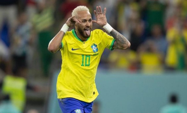 Neymar volta à seleção e ganha “goleada” de posts de patrocinadores