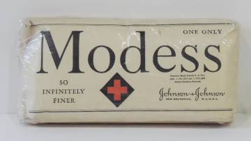 Embalagem antiga do Modess, quando o produto era produzido pela J&J