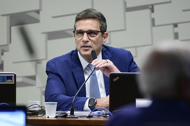 Não se consegue estabilidade social com inflação descontrolada, reforça Campos Neto