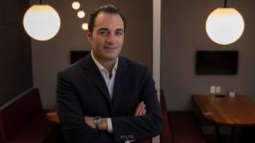 Antonio Filosa, presidente-executivo da Stellantis para a América do Sul. (Foto: Leo Lara/Studio Cerri/Divulgação)