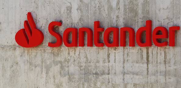 MADRI, ESPANHA - NOVEMBRO DE 2021: Sede do Santander em 3 de novembro de 2022 em Madri, Espanha. (Foto de Cristina Arias/Cover/Getty Images)