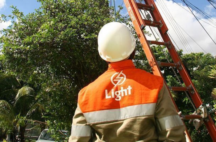 Light (LIGT3) reverte lucro e tem prejuízo de R$ 357,3 mi no primeiro trimestre