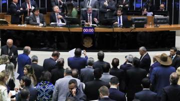 Plenário da Câmara durante votação da reforma tributária em 5 de julho (Lula Marques/ Agência Brasil)