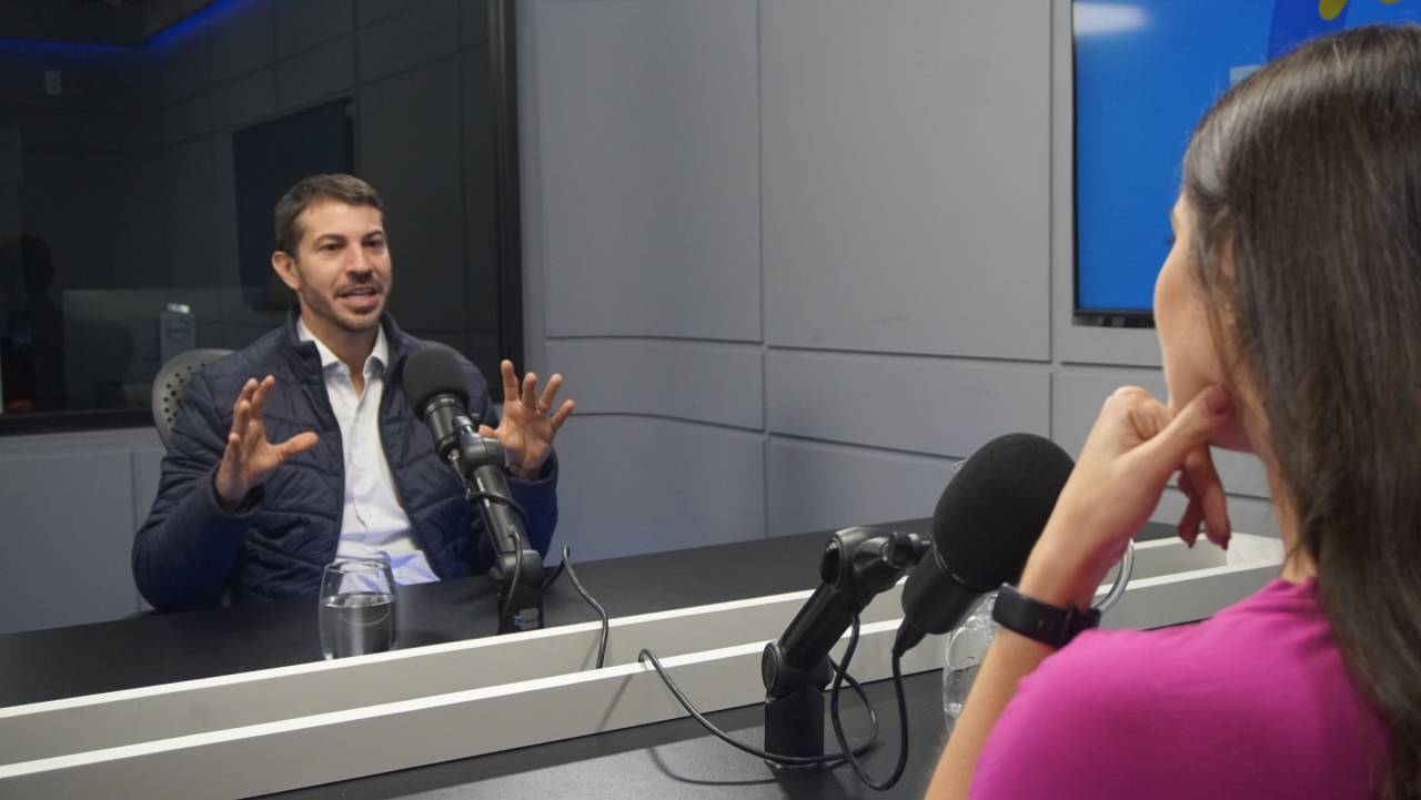 Eleva) em entrevista ao podcast Do Zero ao Topo, do IM Business (Foto: Mariana Shimojo)