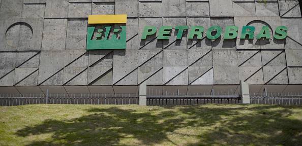 Vista externa do prédio da sede da Petrobras no centro do Rio de Janeiro em 15 de outubro de 2021 no Rio de Janeiro, Brasil.