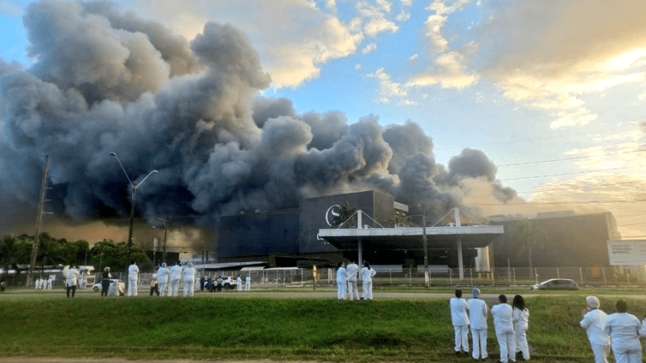 Fábrica da Cacau Show em Linhares (ES) pega fogo