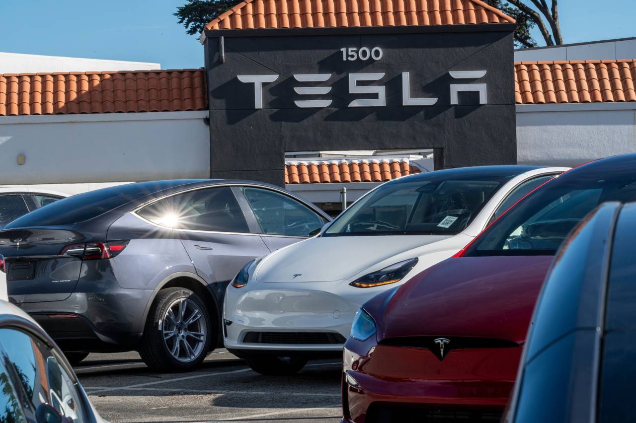 Loja da Tesla na Califórnia, EUA (David Paul Morris/Bloomberg)