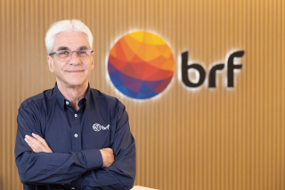 BRF reverte prejuízo e tem lucro líquido de R$ 823 milhões no 4º trimestre