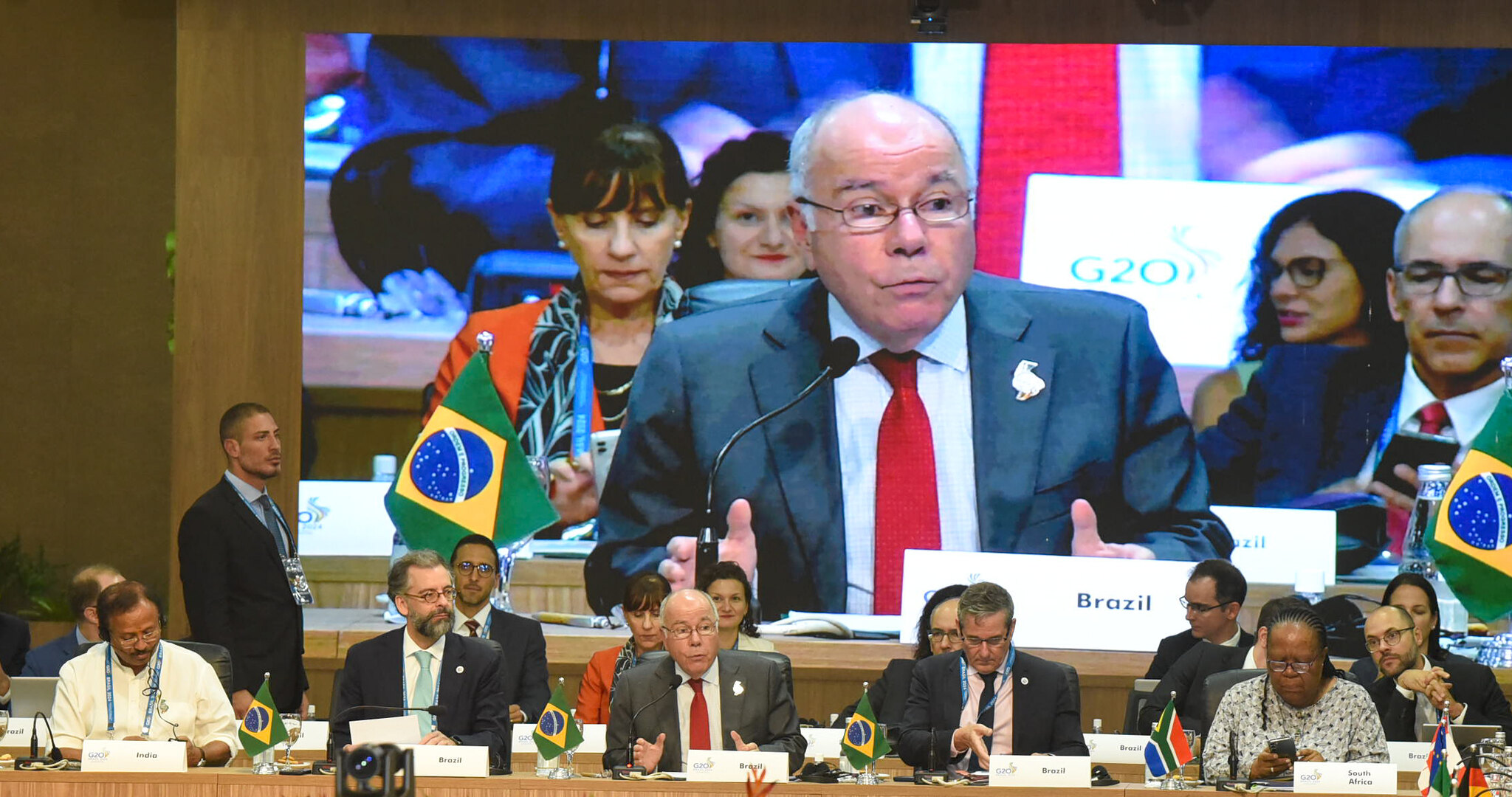 Chanceler brasileiro critica “inaceitável paralisia” da ONU em conflitos armados