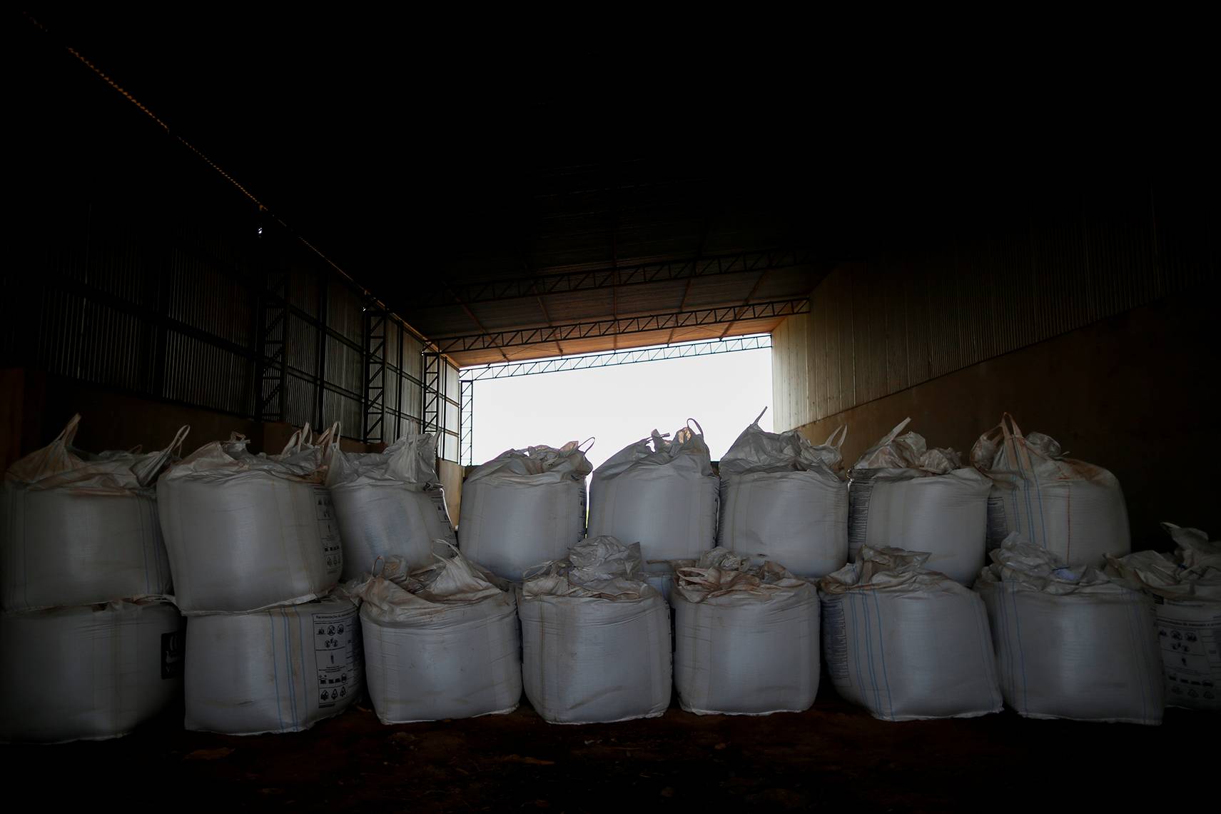 Aumento nos preços de ureia impacta o mercado agrícola brasileiro