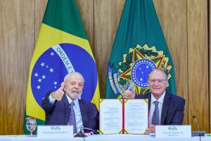 Lula e o vice-presidente Geraldo Alckmin (Foto: Ricardo Stuckert/PR)