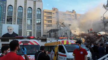 Consulado iraniano em Damasco é destruído em suposto ataque aéreo israelense 01/04/2024 REUTERS/Firas Makdesi