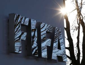 Logo da Fifa em Zurique 17/12/2015 REUTERS/Ruben Sprich