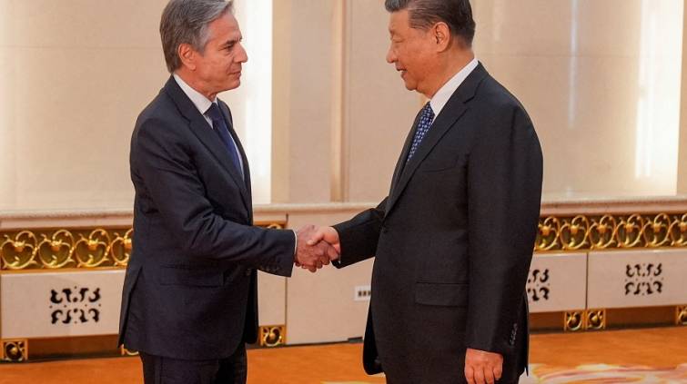 Antony Blinken e Xi Jinping em Pequim
