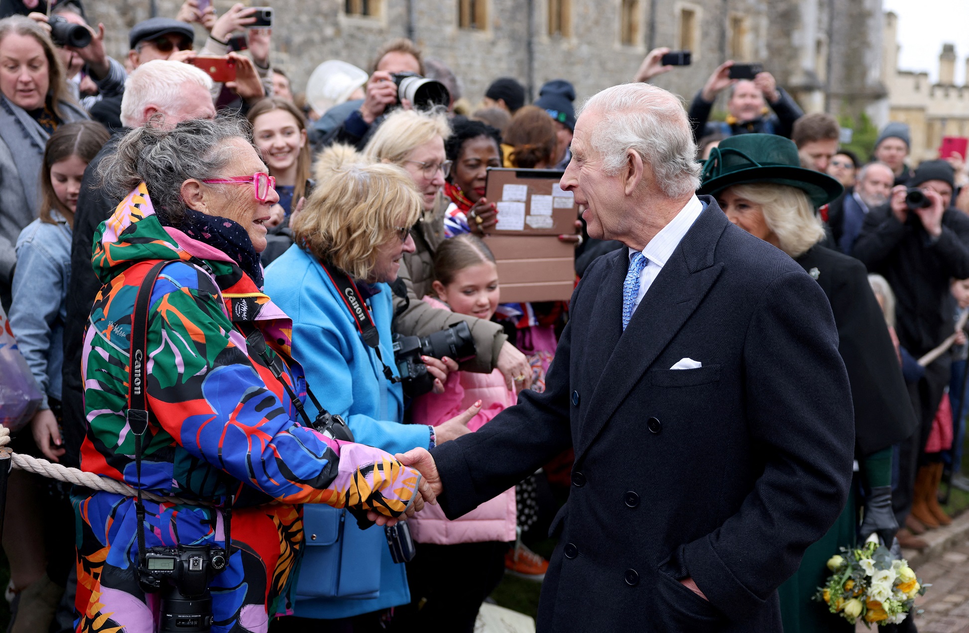 Rei Charles após cerimônia de Páscoa no Castelo de Windsor (REUTERS/Hollie Adams)