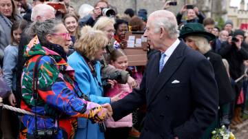 Rei Charles após cerimônia de Páscoa no Castelo de Windsor (REUTERS/Hollie Adams)