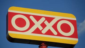 Placa da OXXO em Monterrey, México (REUTERS/Daniel Becerril)