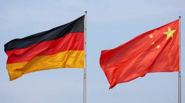 Bandeiras de Alemanha e China em Berlim - REUTERS/Fabrizio Bensch