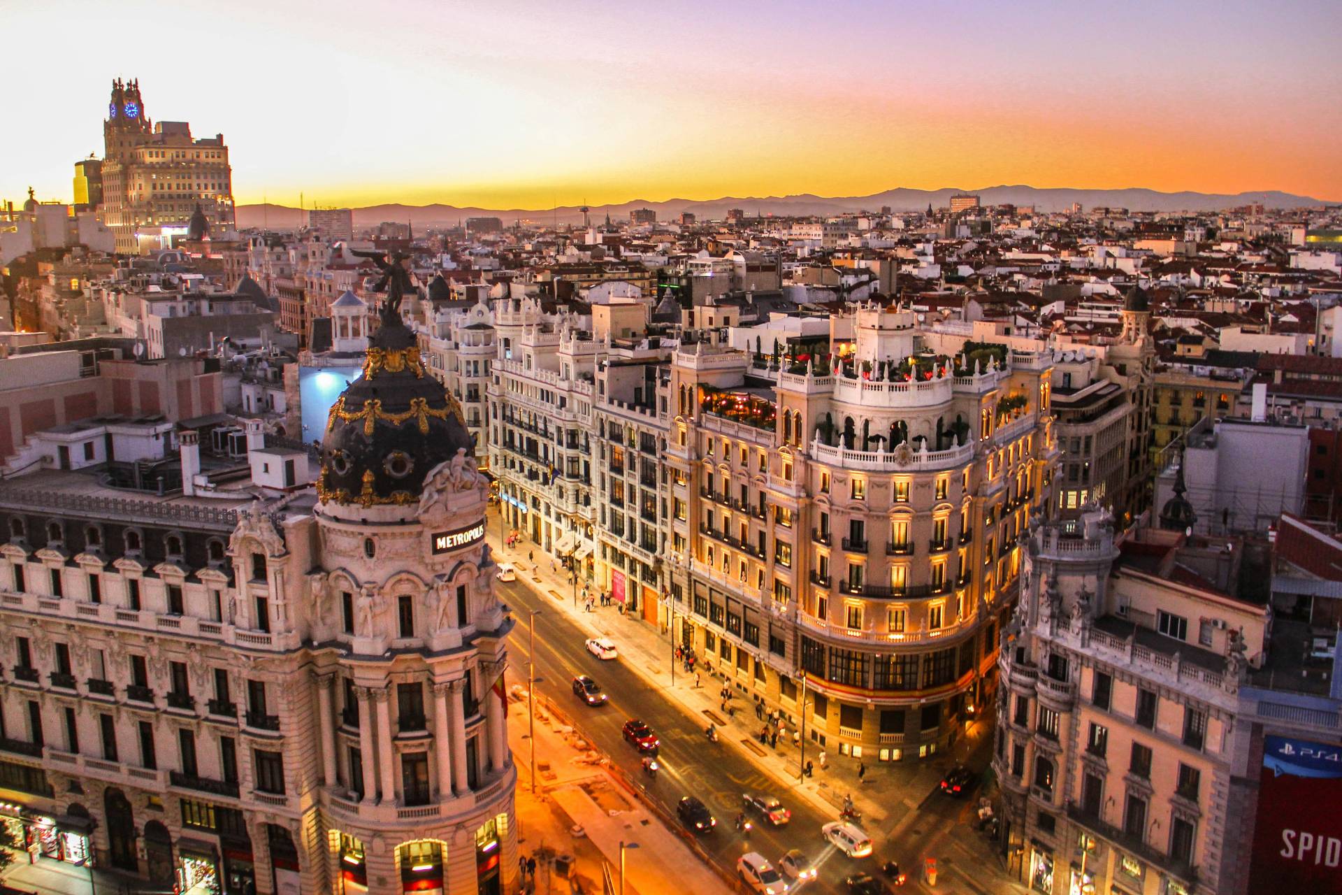 Después de Portugal, España anuncia el fin de los visados ​​para inversores para comprar propiedades