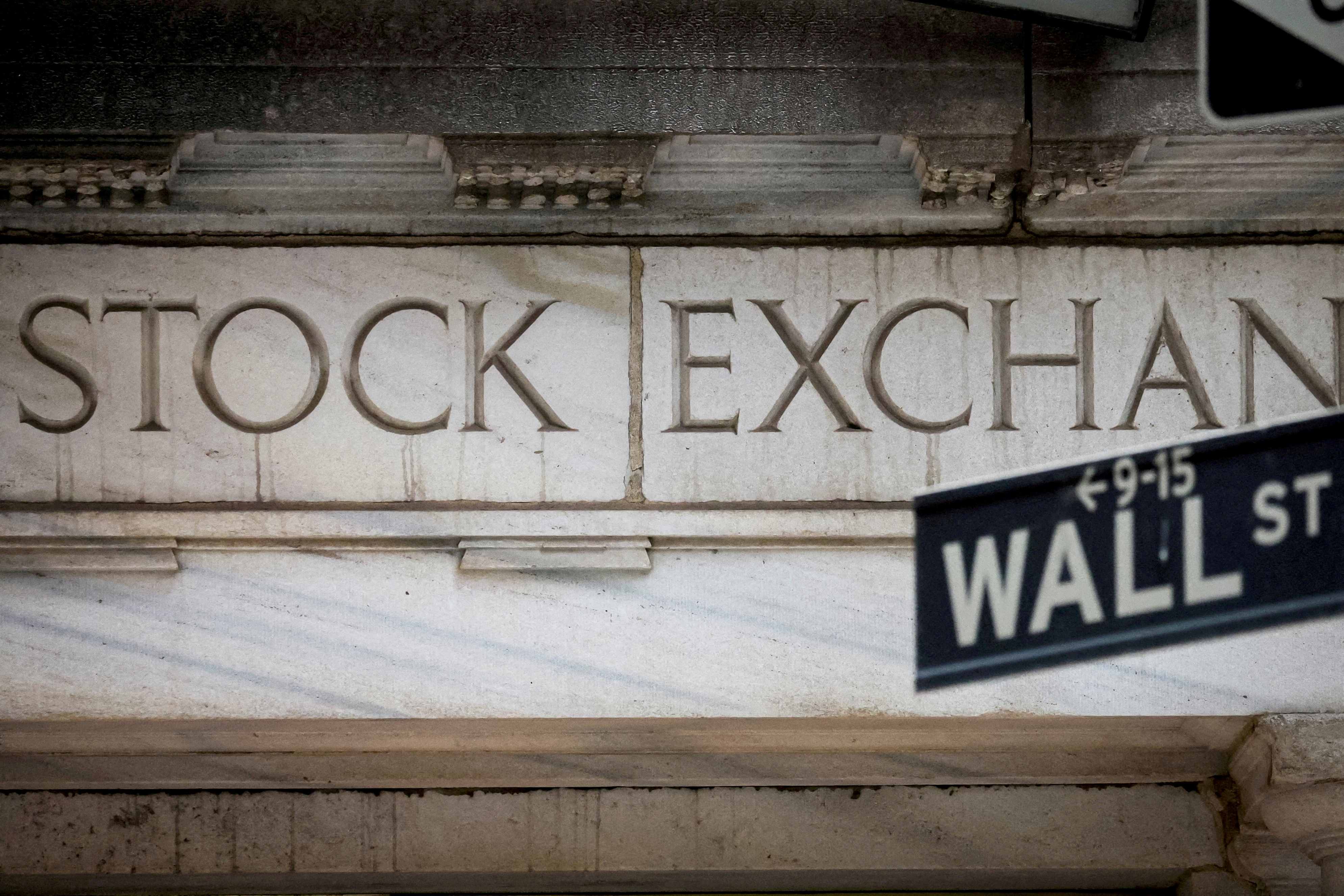 Dow Jones fecha acima dos 40 mil pontos pela primeira vez na história