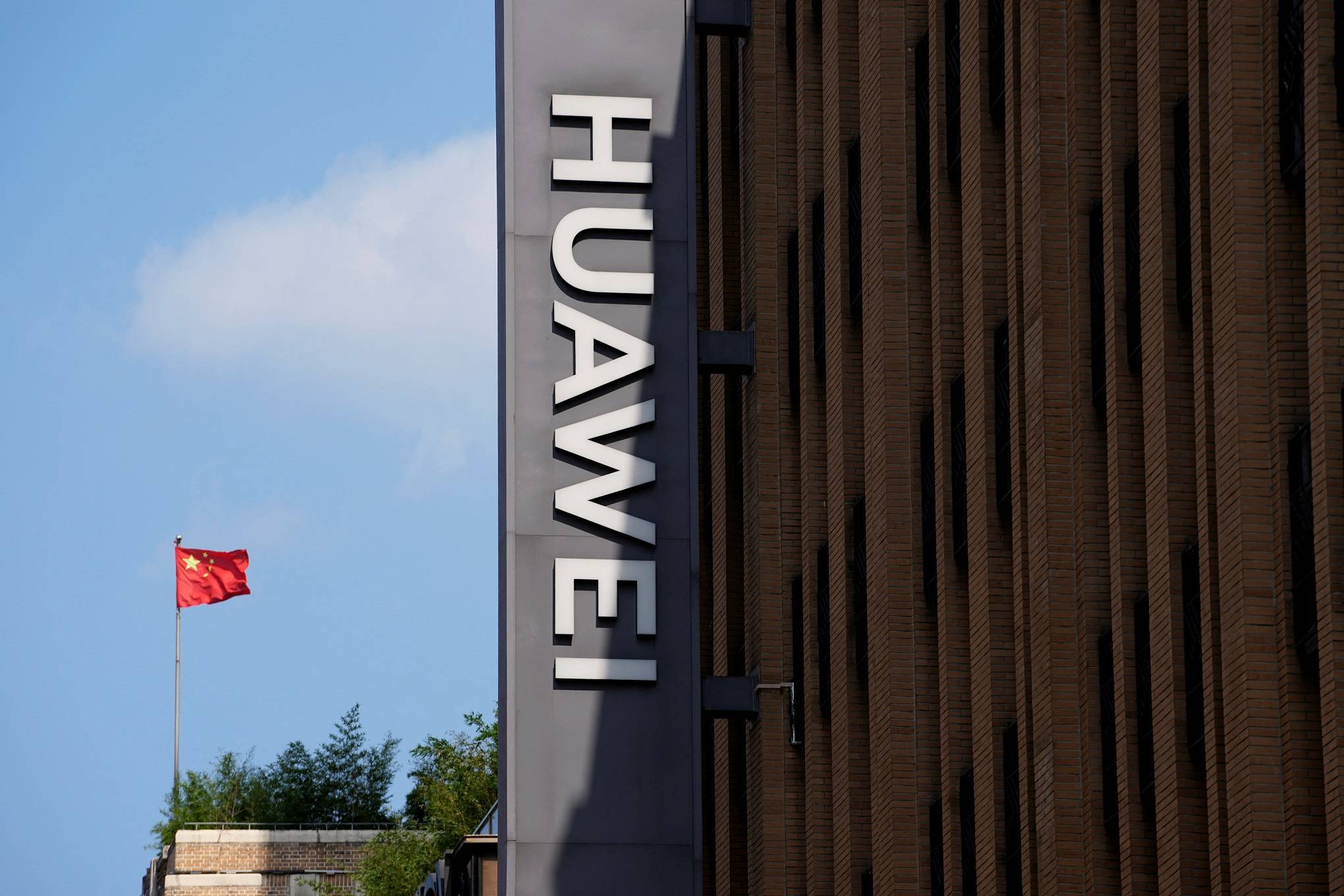 Huawei prevê que agentes autônomos dominarão tráfego de IA até 2035