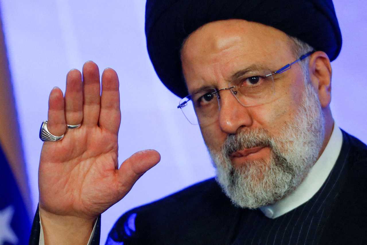 Irã confirma morte do presidente Ebrahim Raisi em acidente com helicóptero