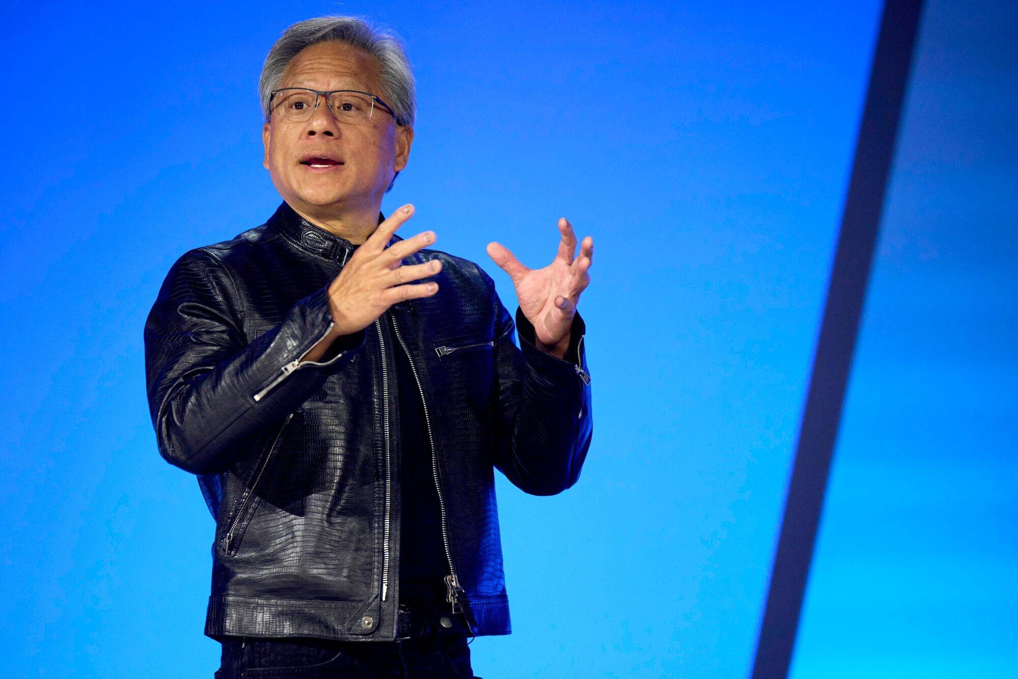 Fundador da Nvidia agora é mais rico do que cada membro da família dona ...