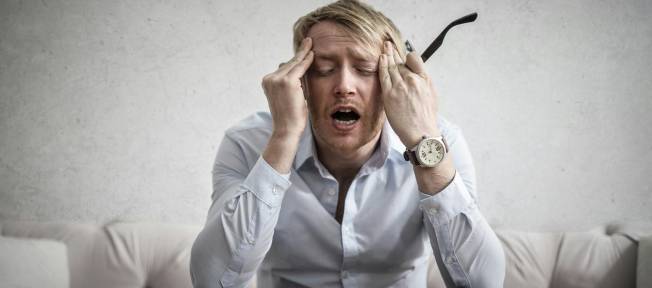 homem preocupado perda