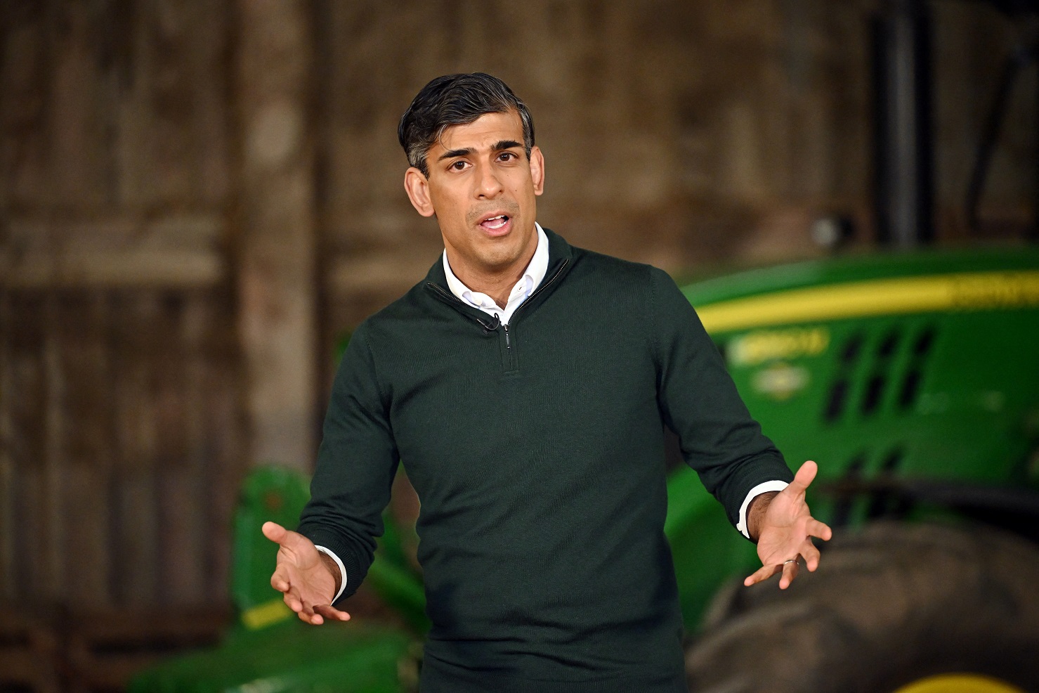 Primeiro-ministro britânico, Rishi Sunak, faz campanha em North Devon (Leon Neal/Pool via REUTERS)