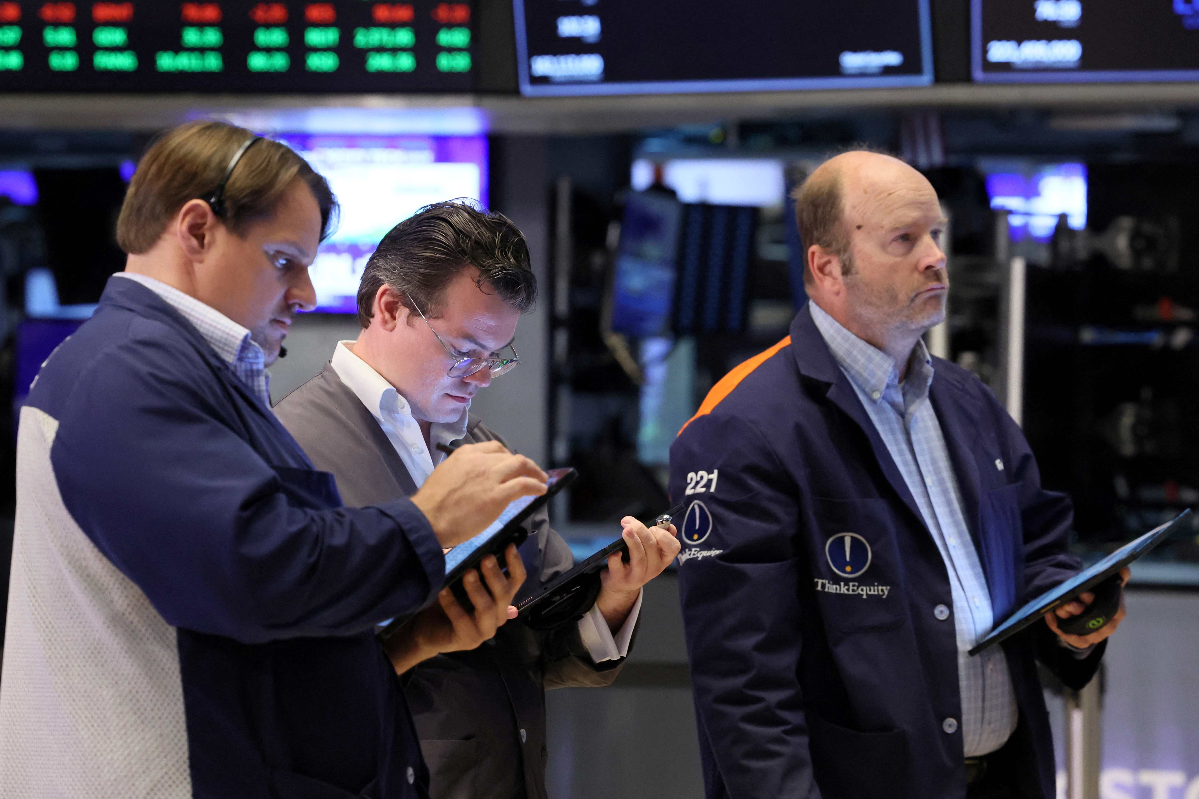 Traders operam na Bolsa de Valores de Nova York 03/06/2024 REUTERS/Brendan McDermid