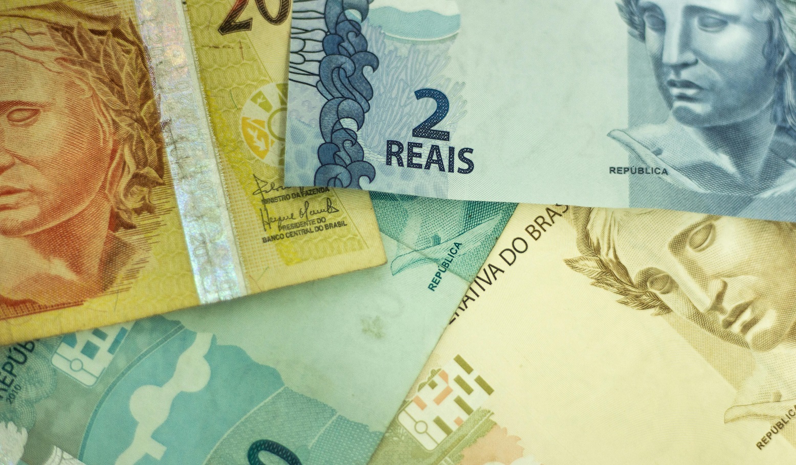 dinheiro, reais, investimentos