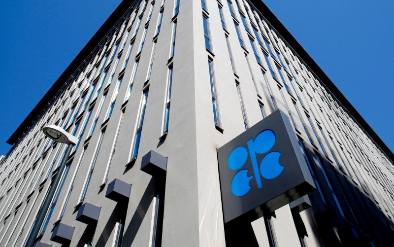 Opep+ anuncia aumento de 188 mil barris por dia de petróleo na produção para junho