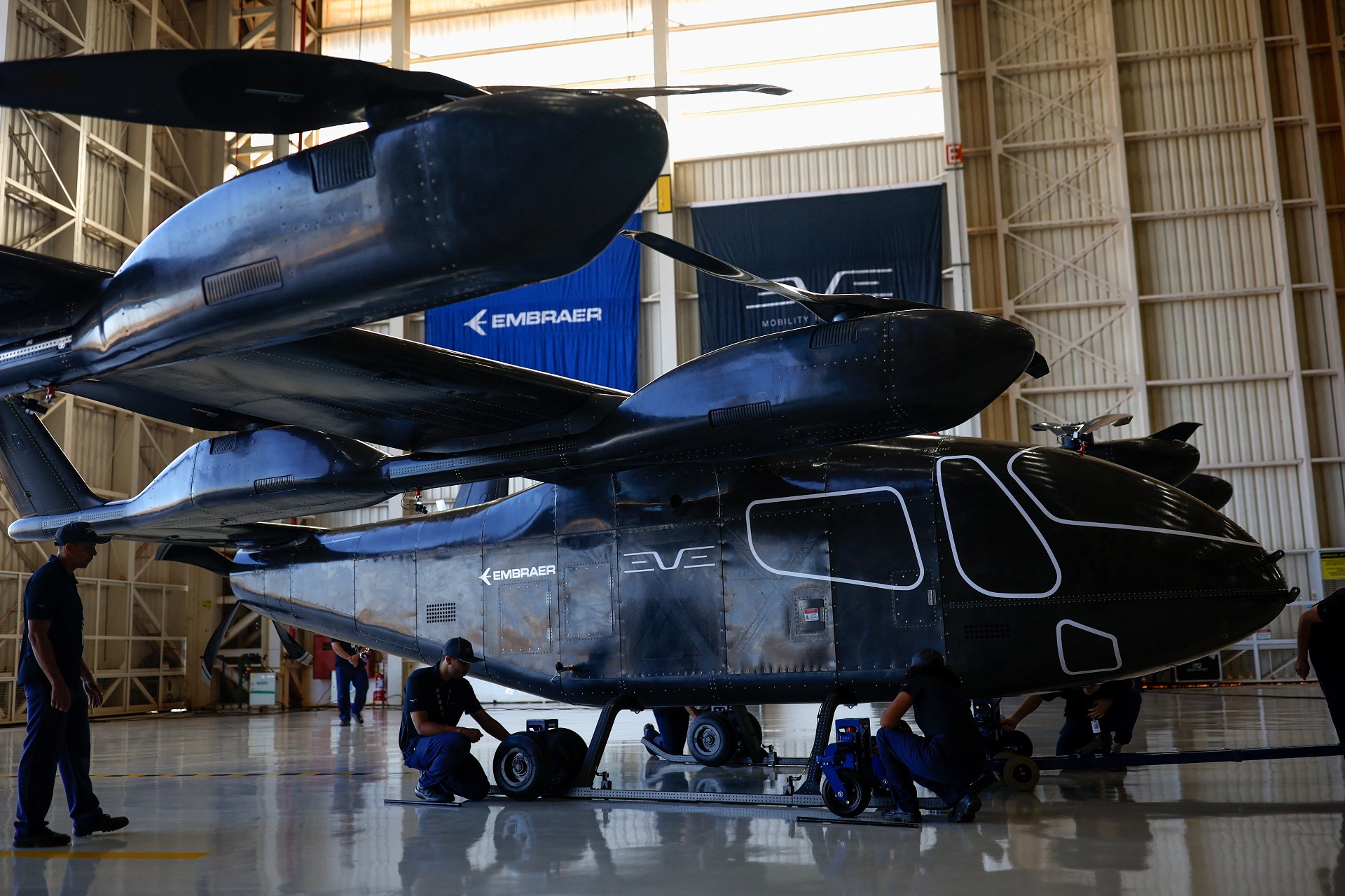 embraer evtol taxi voador
