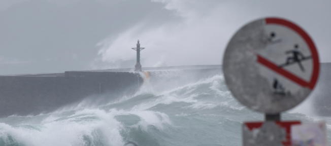 Ondas em Keelung, Taiwan