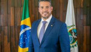 O deputado estadual Rodrigo Amorim (União Brasil-RJ) é candidato à prefeitura do Rio de Janeiro (Foto: Divulgação/Alerj)