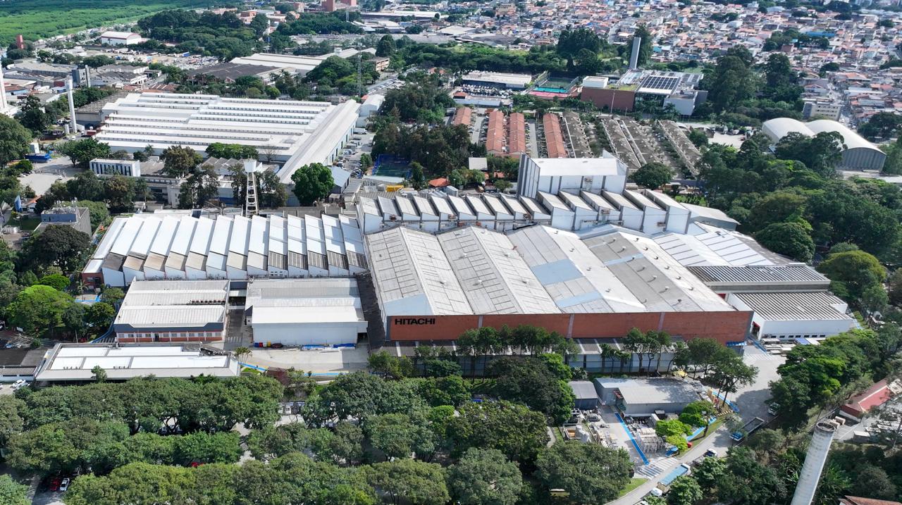 Tarifa dos EUA sobre exportações: impacto limitado, mas dólar sobe e bolsa cai