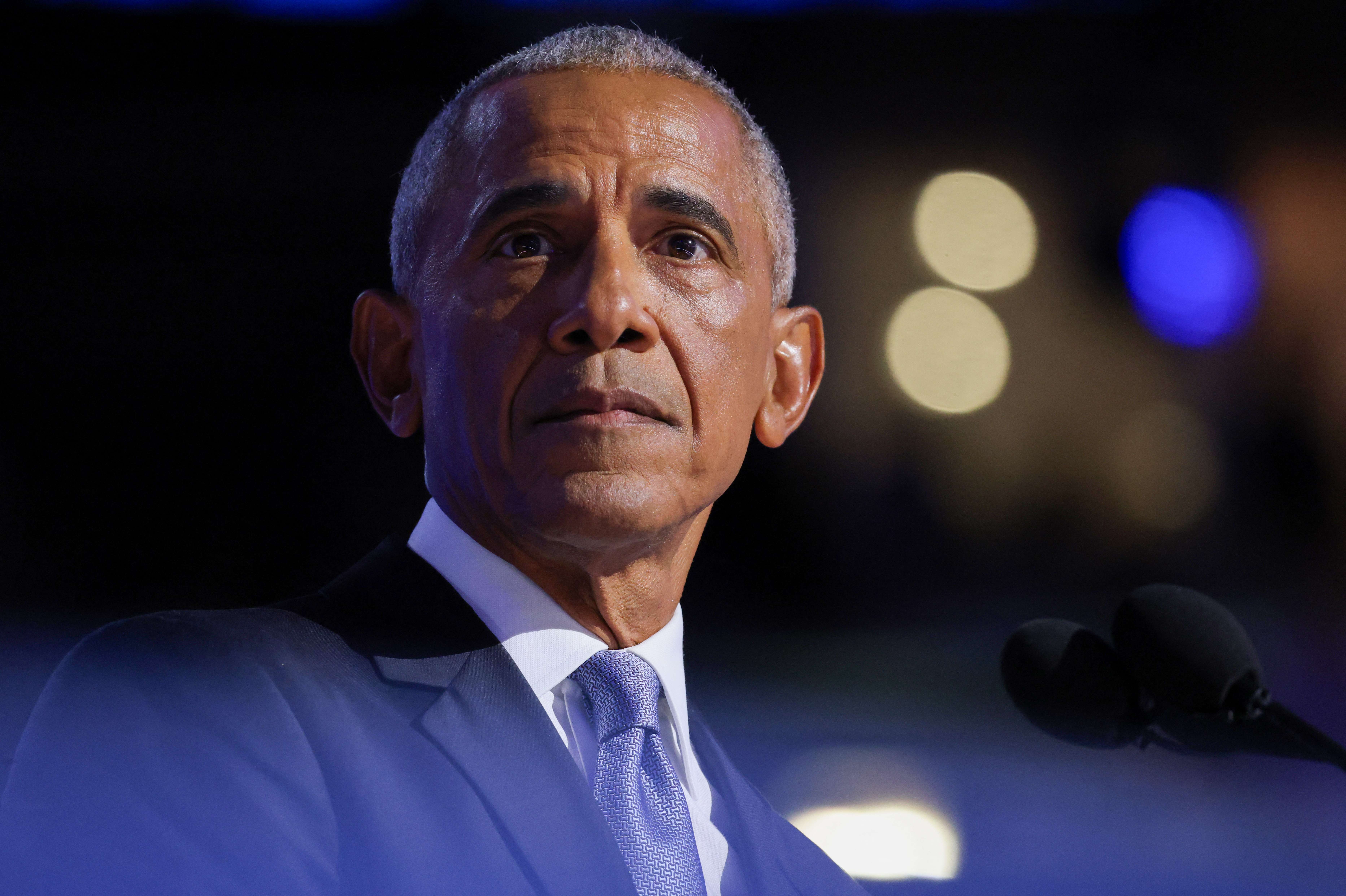 Obama cobra firmeza dos democratas com Trump e diz que é “momento de fazer  algo”
