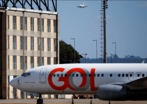Aeronave da Gol no aeroporto de Brasília