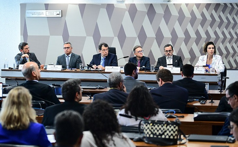 CCJ do Senado aprova PEC da autonomia financeira d