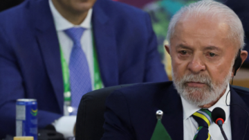 cropped-haddad-lula-garrafa-1.png