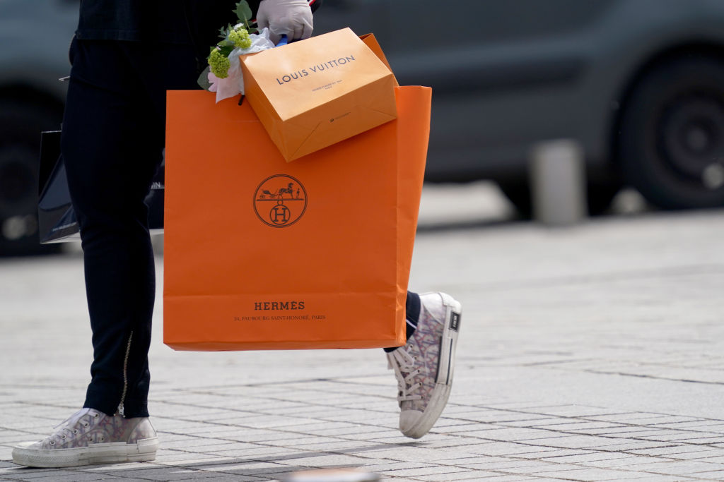 Crise para quem? Enquanto a Louis Vuitton sofre, Hermès termina