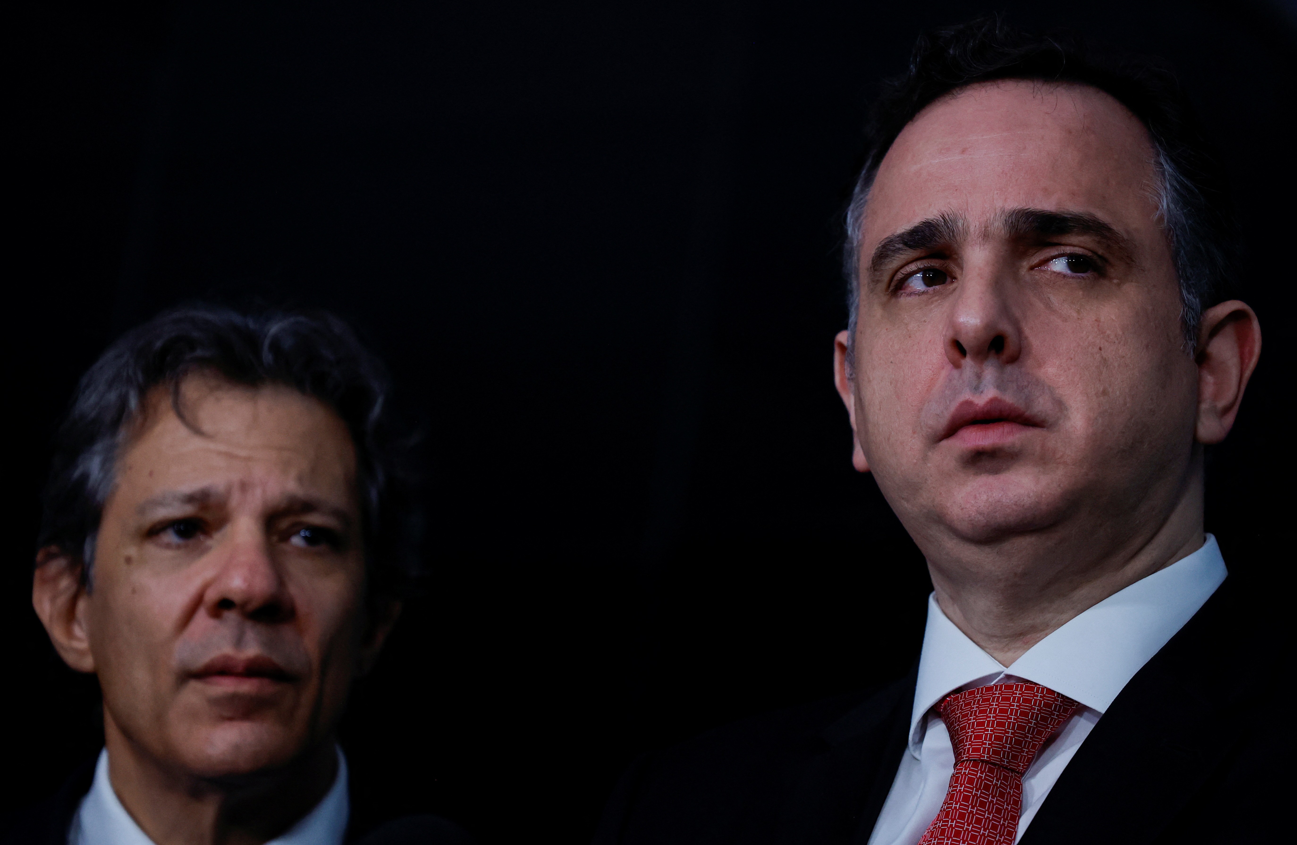 Pacheco encaminha candidatura pelo PSB ao governo de MG em jantar com cúpula da sigla