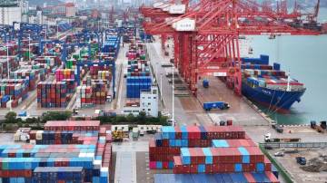Porto de Lianyungang, na China (Foto: China Daily via Reuters)