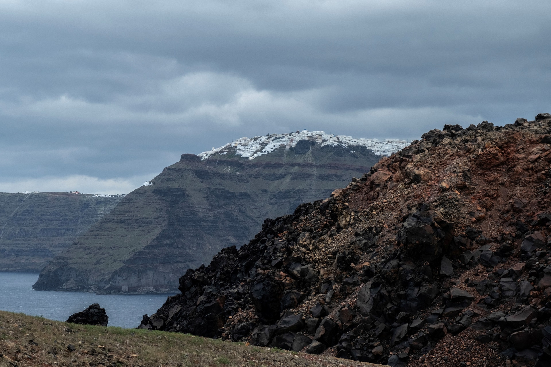 Vista da ilha grega de Santorini
10/02/2025 REUTERS/Max Gyselinck