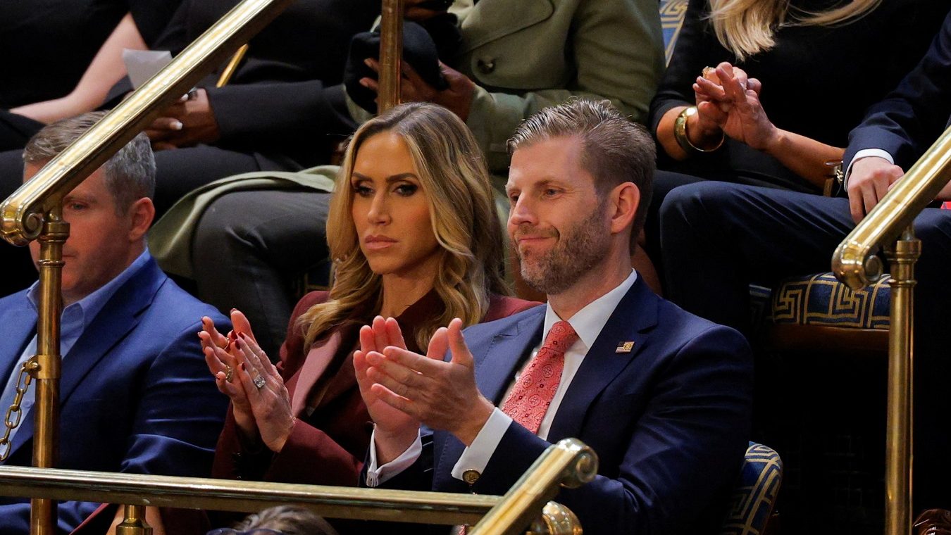Bitcoin “Made in USA”: Família Trump entra em negócio de mineração de  criptomoedas