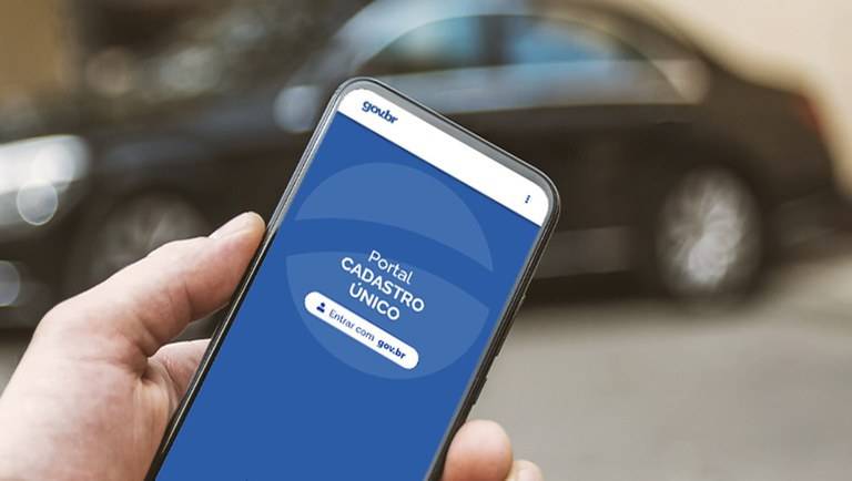 Governo federal adia cronograma de novas regras para CadÚnico