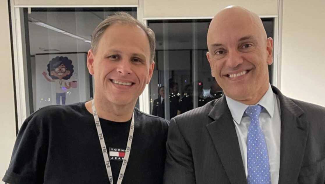 Eduardo Tagliaferro (à esquerda) foi assessor do ministro Alexandre de Moraes - Reprodução/Instagram/edutagliaferro
