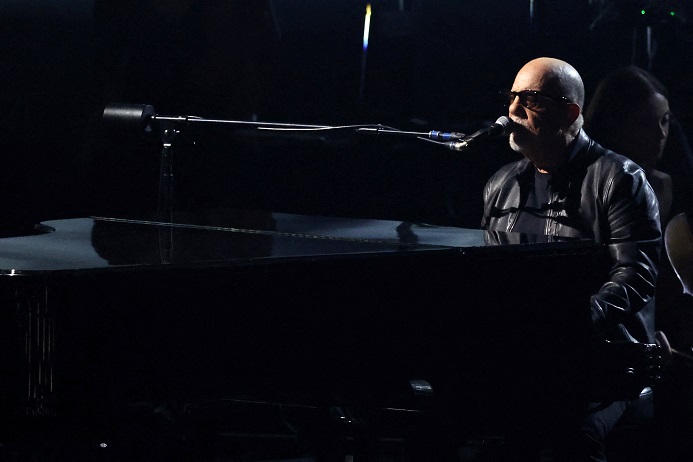 Billy Joel se apresenta durante a 66ª edição do Grammy Awards em Los Angeles, Califórnia, EUA, em 4 de fevereiro de 2024. REUTERS/Mike Blake
