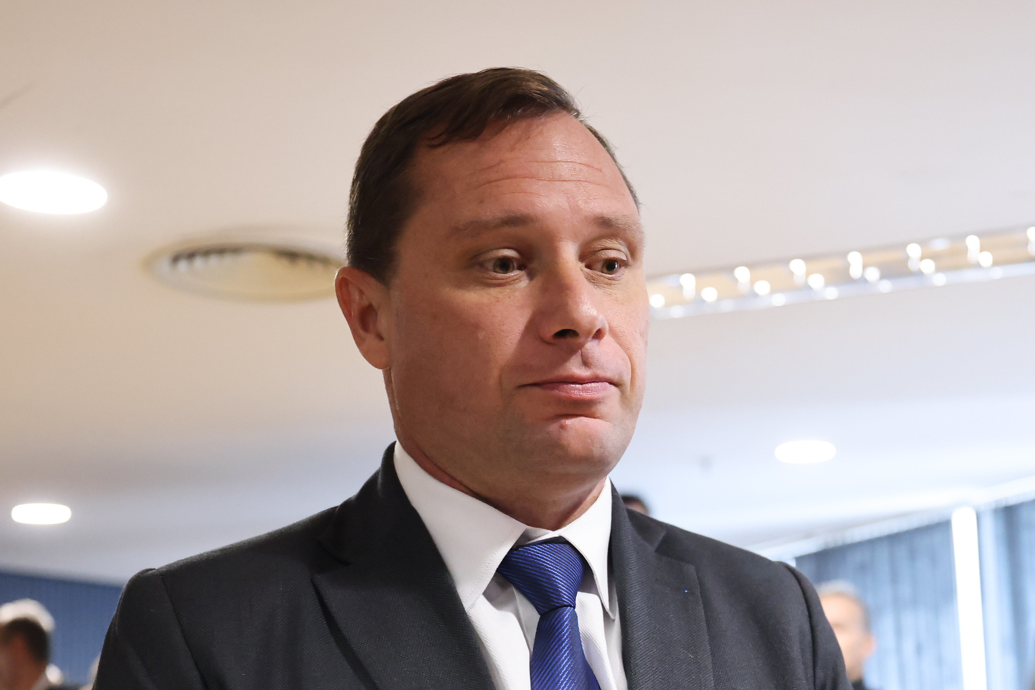 Mauro Cid passa por audiência no STF e terá tornozeleira retirada